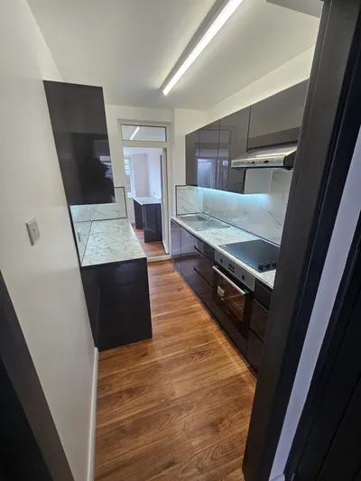 After: Complete Kitchen Refurbishment